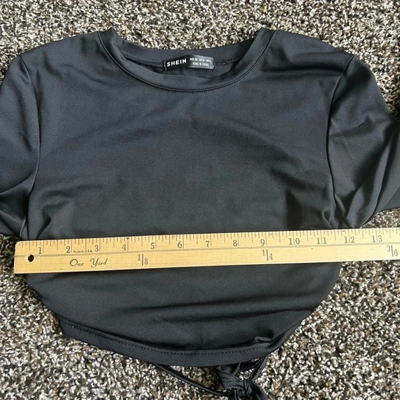 Shein cropped top - Picture 8 of 14